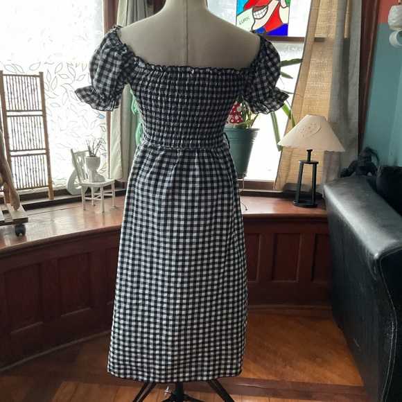 Niay - Picture 3 of 4